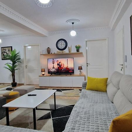 Daily Rent Apartment City Center Elbasan 6 ภายนอก รูปภาพ