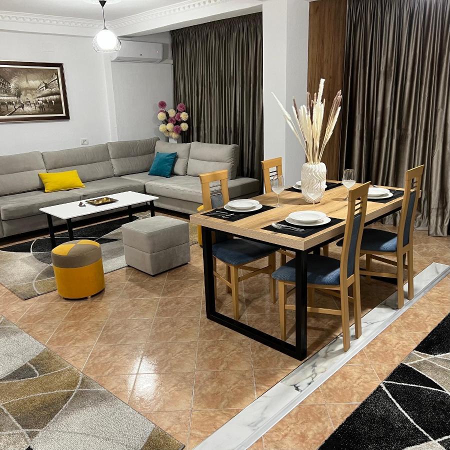 Daily Rent Apartment City Center Elbasan 6 ภายนอก รูปภาพ